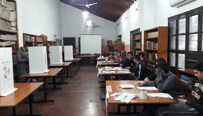 Funcionarios tÃ©cnicos acompaÃ±aron elecciones de estudiantes en carÃ¡cter de observadores 